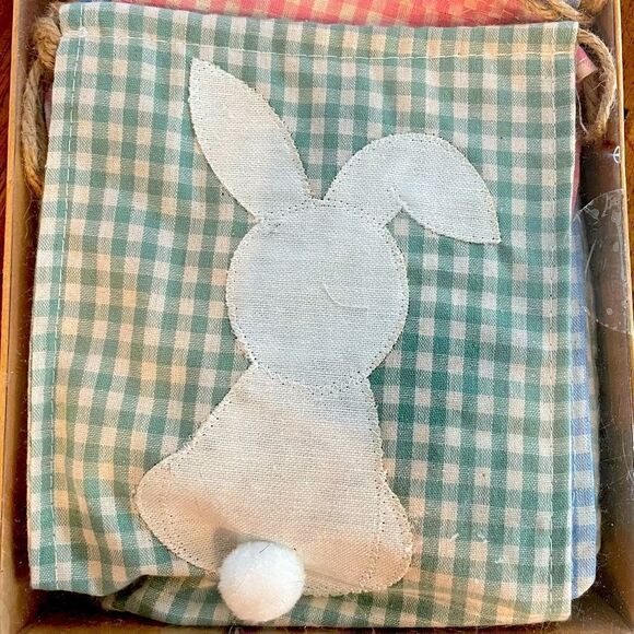 Easter Bunny Tail garland gingham check 6' long penant strand hanging decoration - Picture 1 of 5